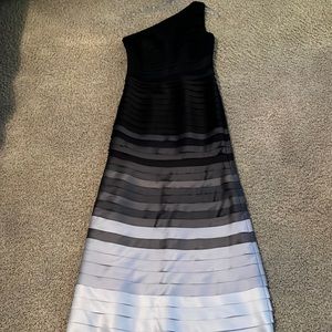 Halston size 8 formal one shoulder black to grey to light ombré design
